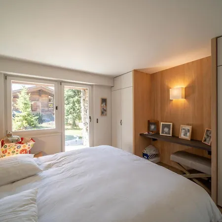 Villa Charming 5br Duplex - What'app - 0034-656-619-782 - For Reservations!